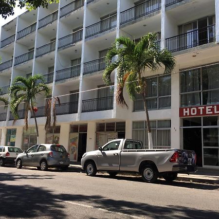 Hotel Flamingos Colima Eksteriør billede